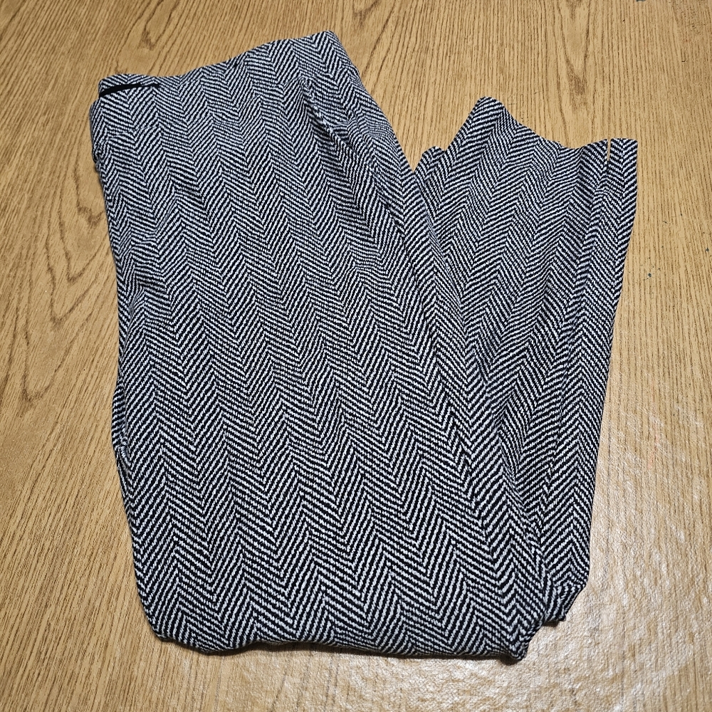 Studio By Torrid Pull On Relaxed Taper Pants Size 2R